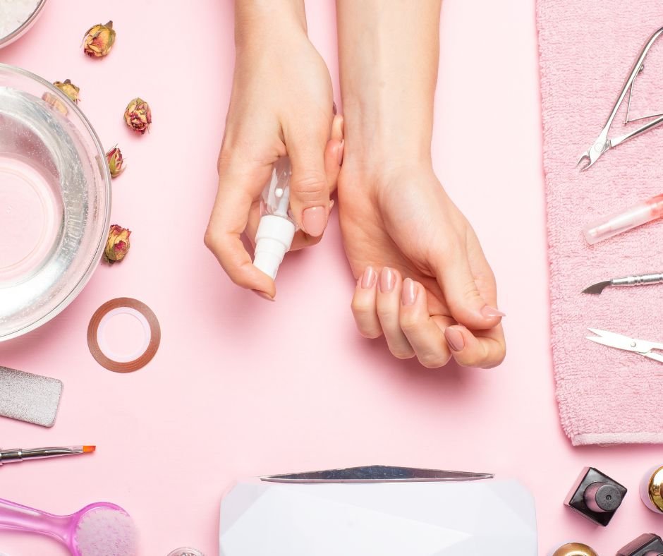 Cuidados Com As Unhas: 7 Dicas Para Manter Suas Unhas Saudáveis E Bonitas 6 Cuidados com as Unhas 1