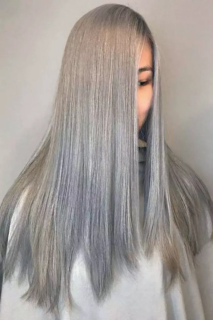 Tabela De Cores De Cabelo: Descubra A Tonalidade Ideal Para Valorizar Seu Visual 37 Cabelo grisalho claro