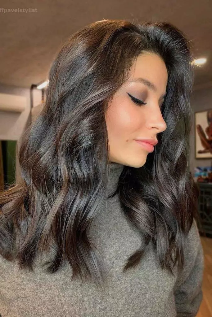 Tabela De Cores De Cabelo: Descubra A Tonalidade Ideal Para Valorizar Seu Visual 31 Castanho Escuro Rico