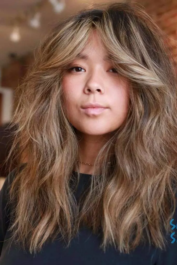Tabela De Cores De Cabelo: Descubra A Tonalidade Ideal Para Valorizar Seu Visual 29 Cor de cabelo castanho chocolate afetuoso