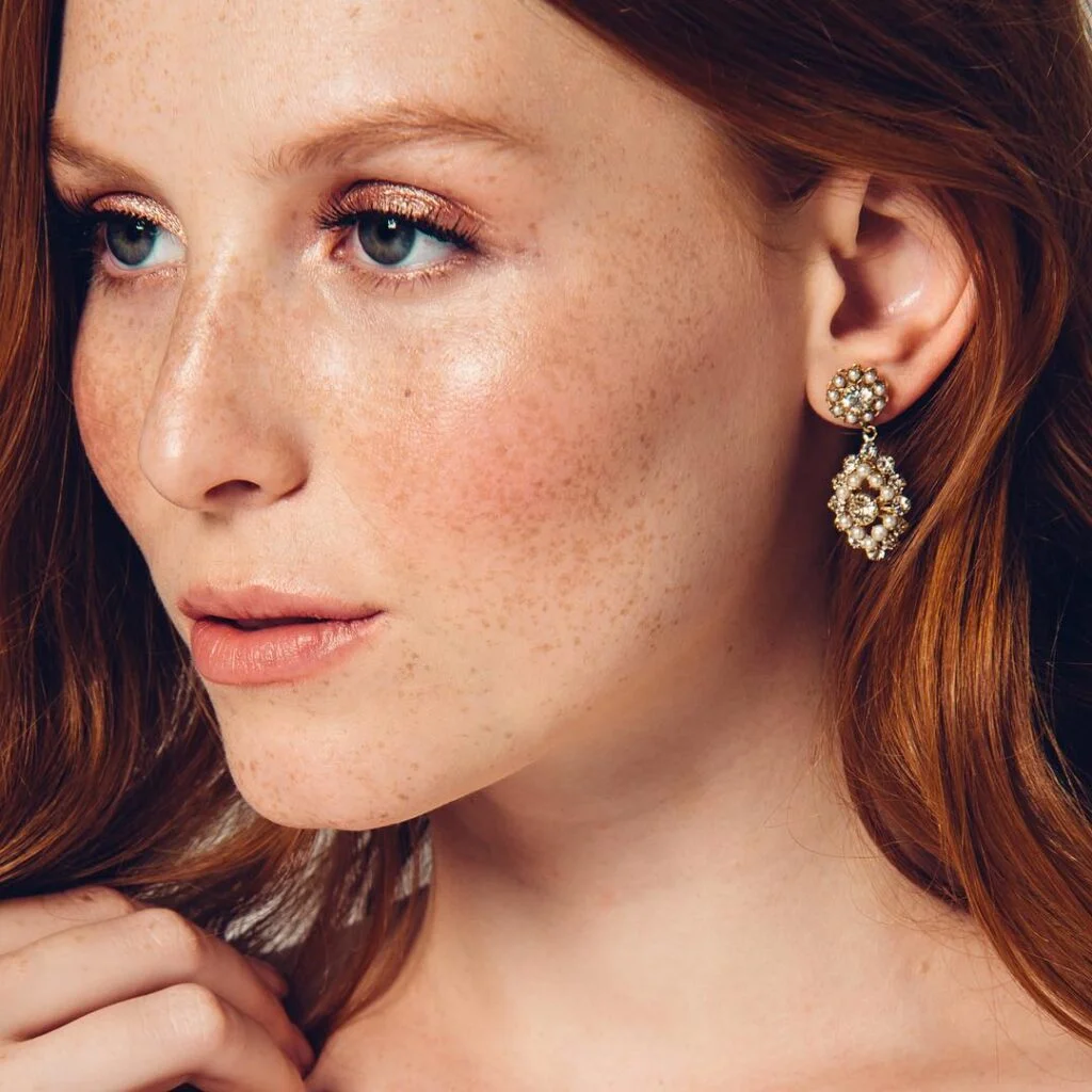 Maquiagem Para Madrinha De Casamento: 35 Dicas Especiais E Tendências Atuais 12 Maquiagem Natural e Iluminada