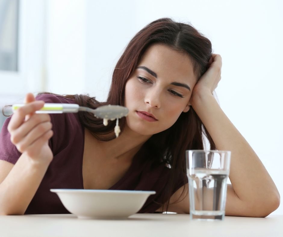 Sinais De Depressão: 7 Sintomas Preocupantes Que Não Podem Ser Ignorados 11 Mudancas no Sono e Apetite