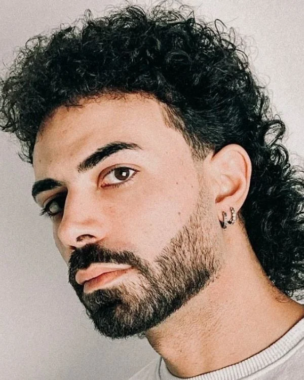 corte de cabelo mullet cachos