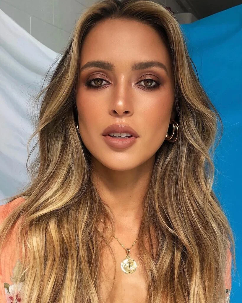 Maquiagem Para Madrinha De Casamento: 35 Dicas Especiais E Tendências Atuais 19 maquiagem madrinha casamento 5