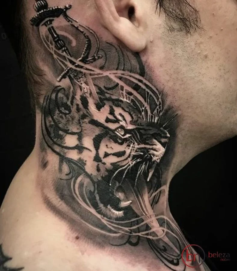 Tatuagem No Pescoço Masculino: 50 Ideias Incríveis 6 tatuagem de leão no pescoço