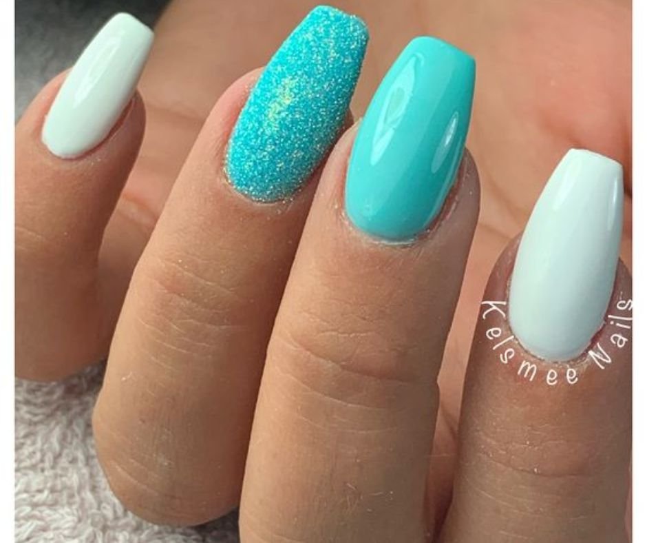 Unhas Decoradas Azul Turquesa: 10 Tendências Imperdíveis 13 Unhas decoradas azul turquesa 07
