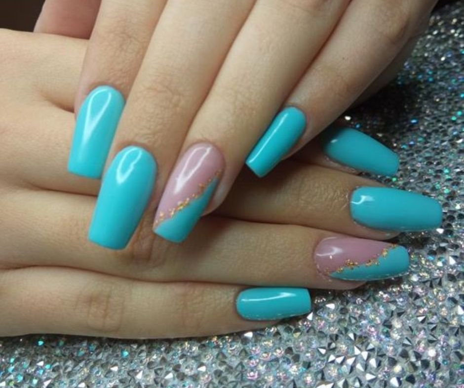 Unhas Decoradas Azul Turquesa: 10 Tendências Imperdíveis 15 Unhas decoradas azul turquesa 10