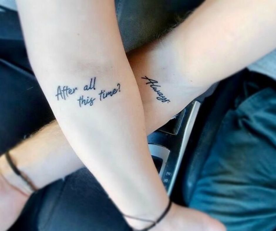 Tatuagem De Casal Pequena: 50 Ideias Delicadas E Significativas 22 tatuagem de casal pequena Always